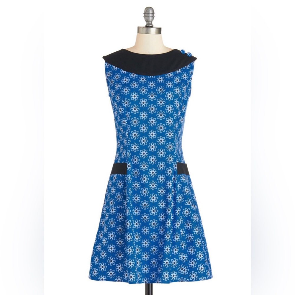 Keeping an Ion You Dress ~from ModCloth
